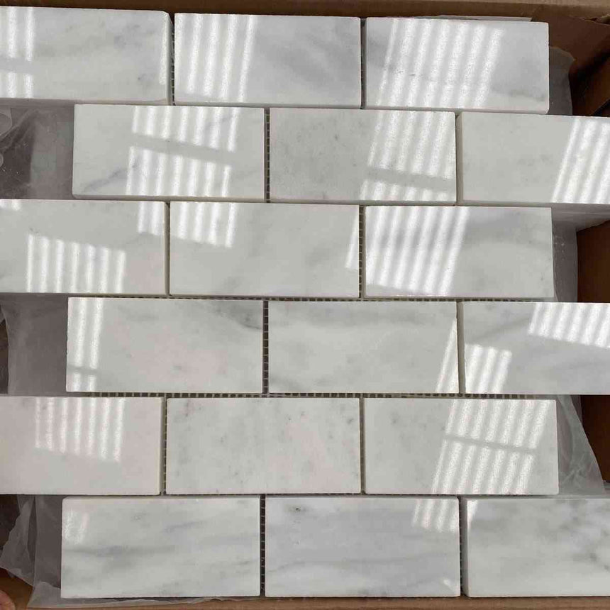 Marble Tiles - White Carrara Polished Subway Marble Mosaic Tiles 50x100x10mm - intmarble