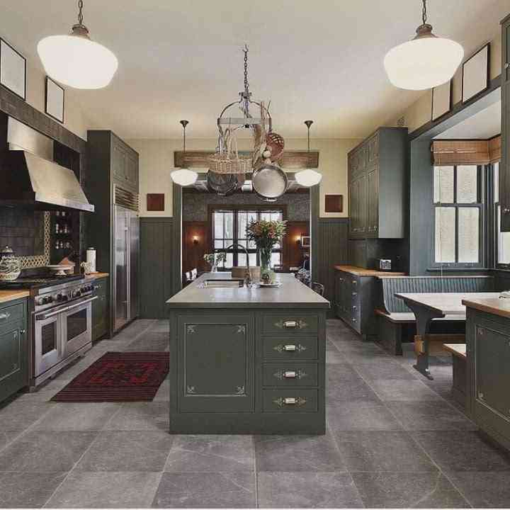 Reclaimed Grey Marble Tile