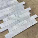 Carrara Bianco polished random strip 